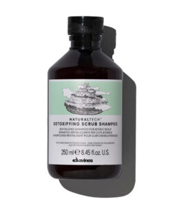 Sampon scrub pentru detoxifiere si curatare intensa naturaltech detoxifying 250ml